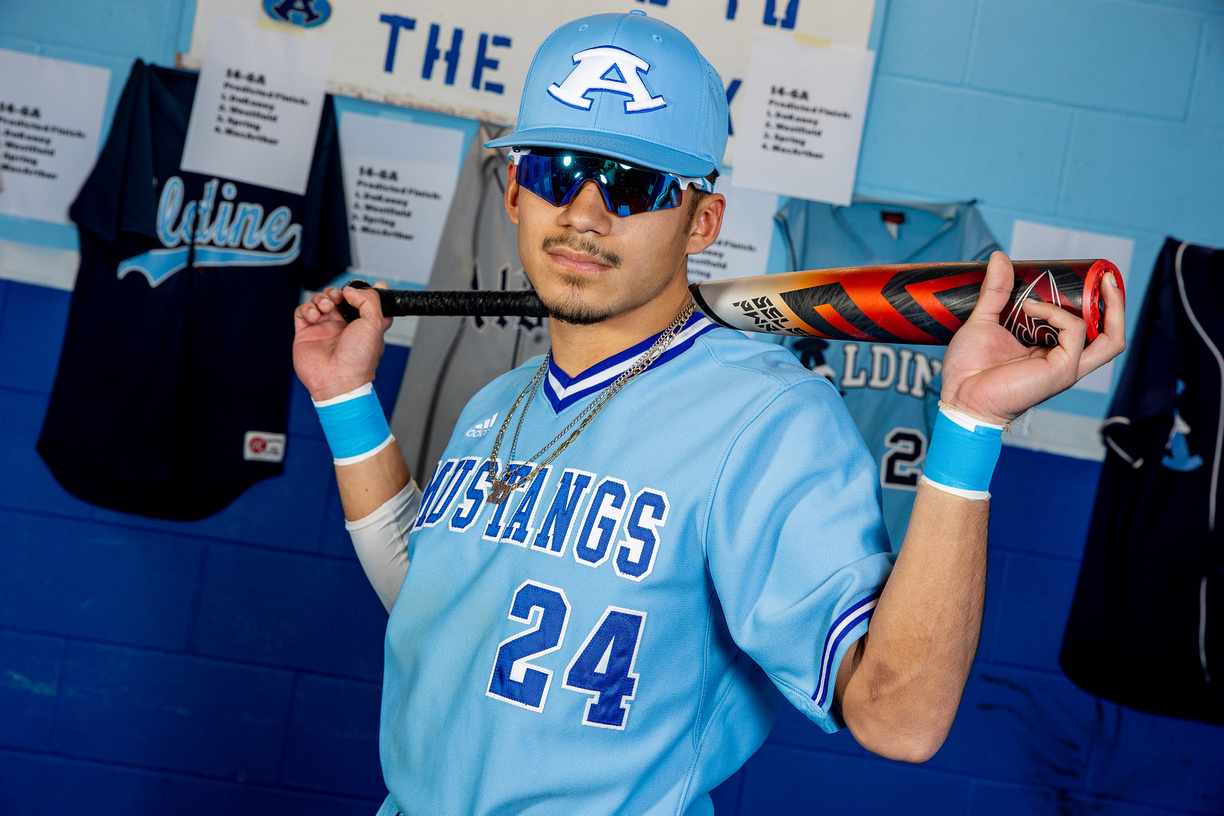 Manuel Leos, Center field, Bethany College Swedes - NIL Profile