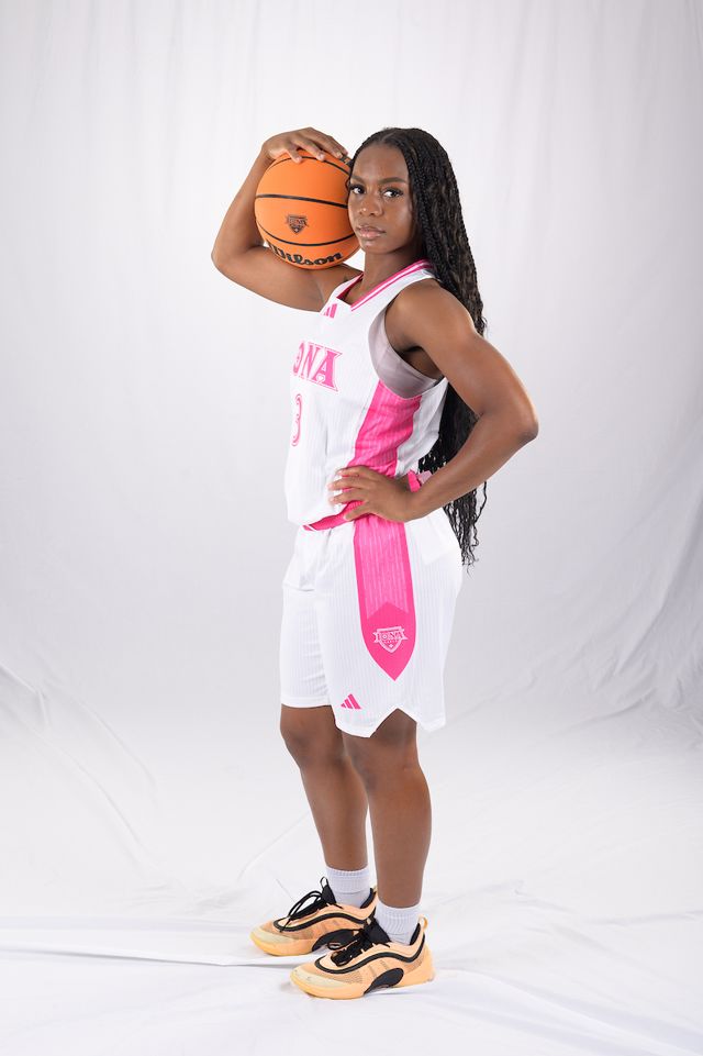 Athlete profile featured image number 3 of 6