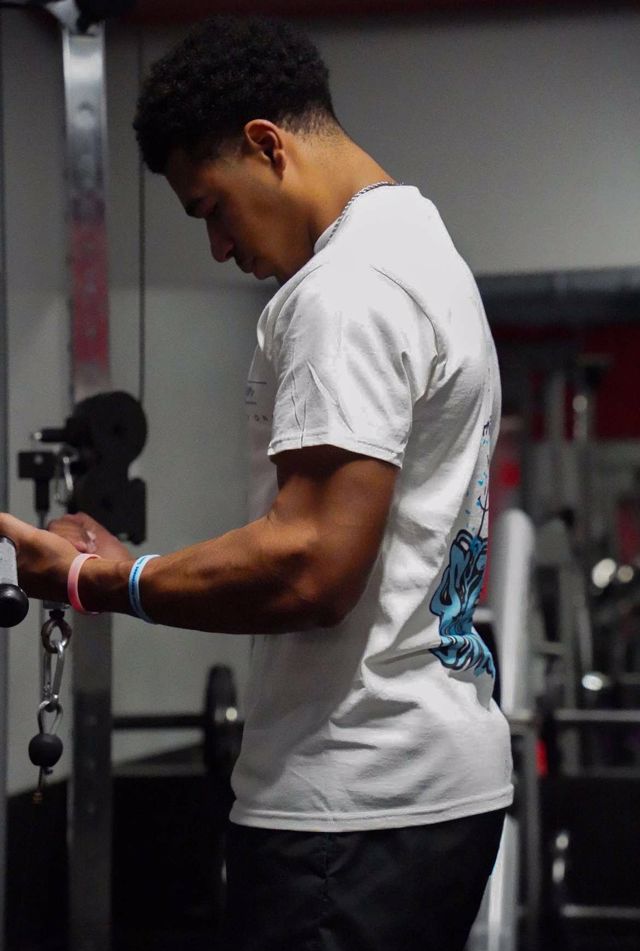 Athlete profile featured image number 4 of 5