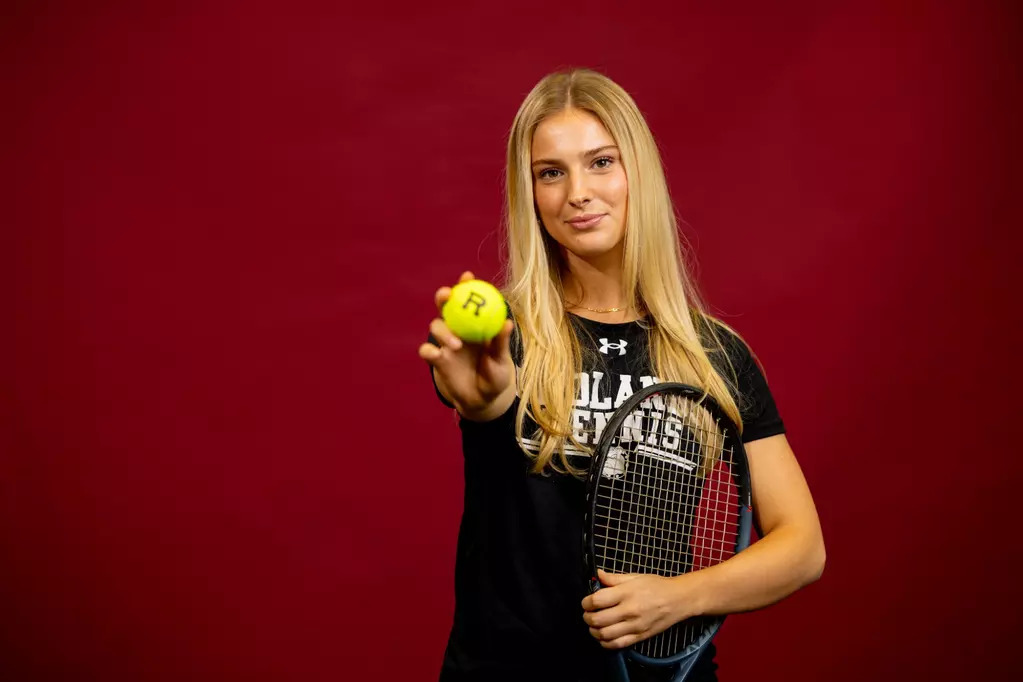 Lindsey Whelan athlete profile head shot
