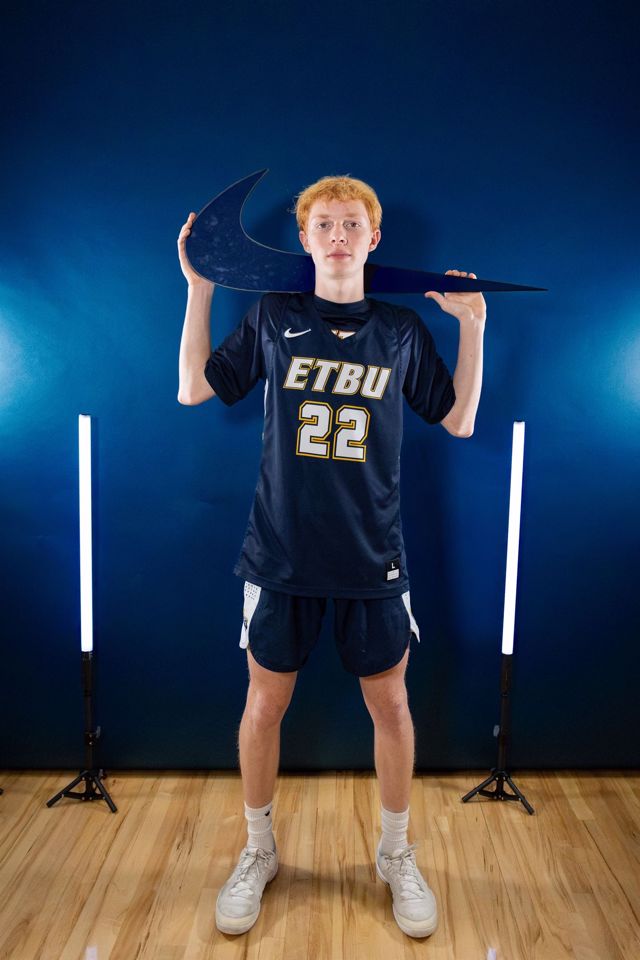 Athlete profile featured image number 1 of 4