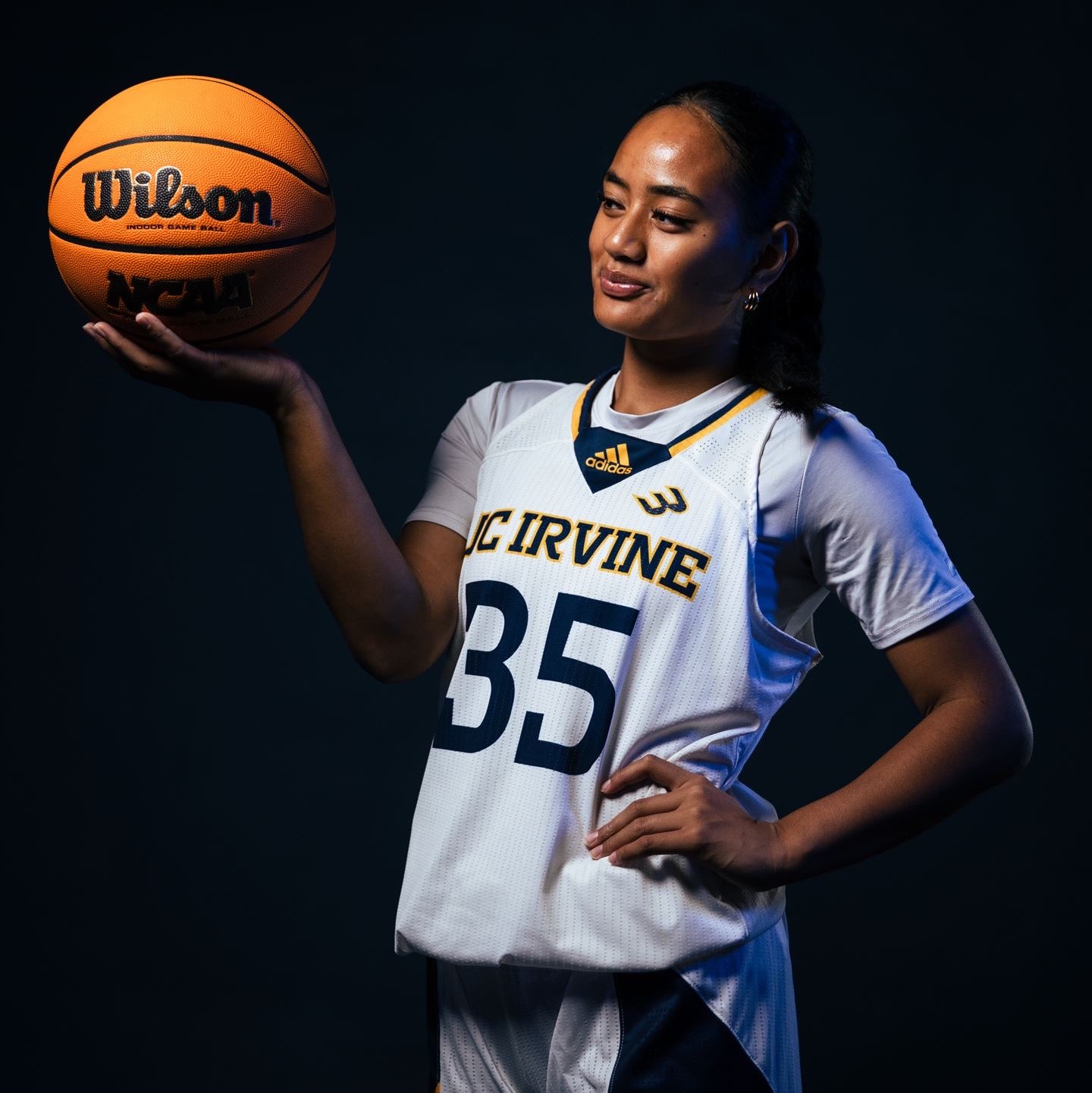 Reese Noa athlete profile head shot