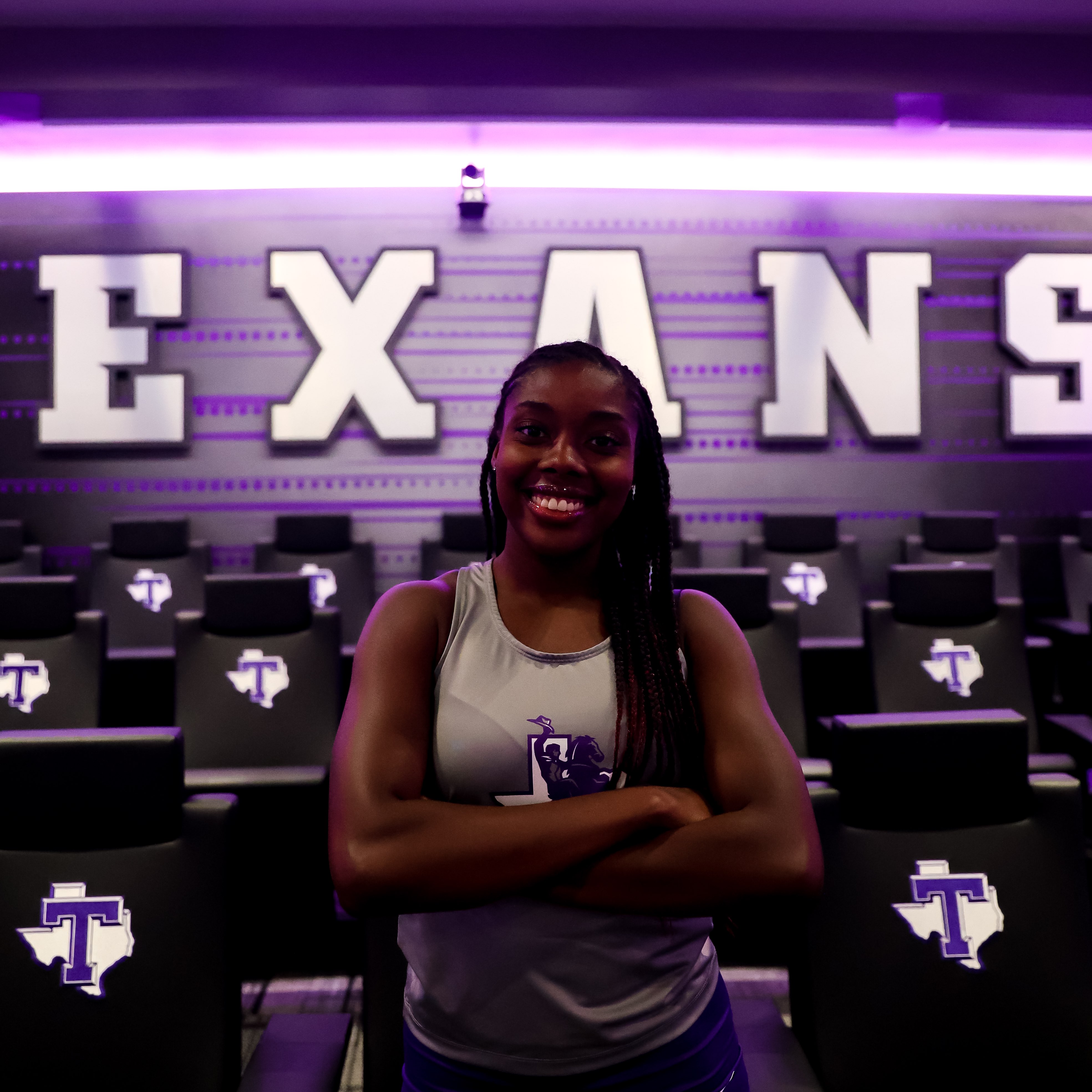 Daj’Eauna Williams athlete profile head shot