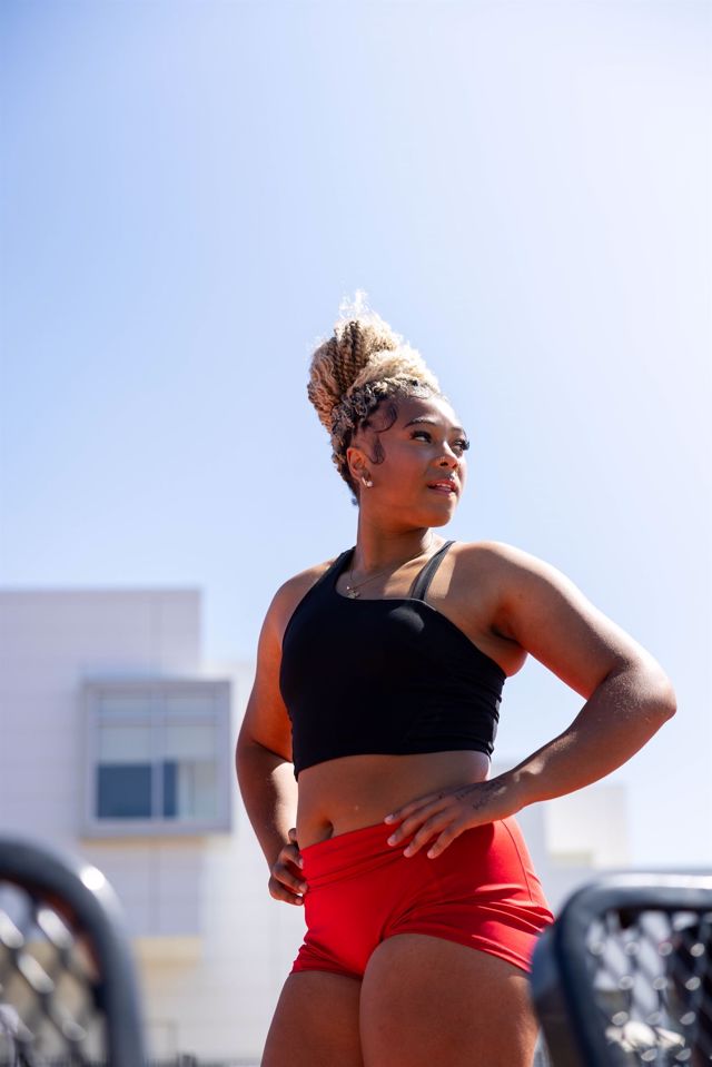 Athlete profile featured image number 1 of 4
