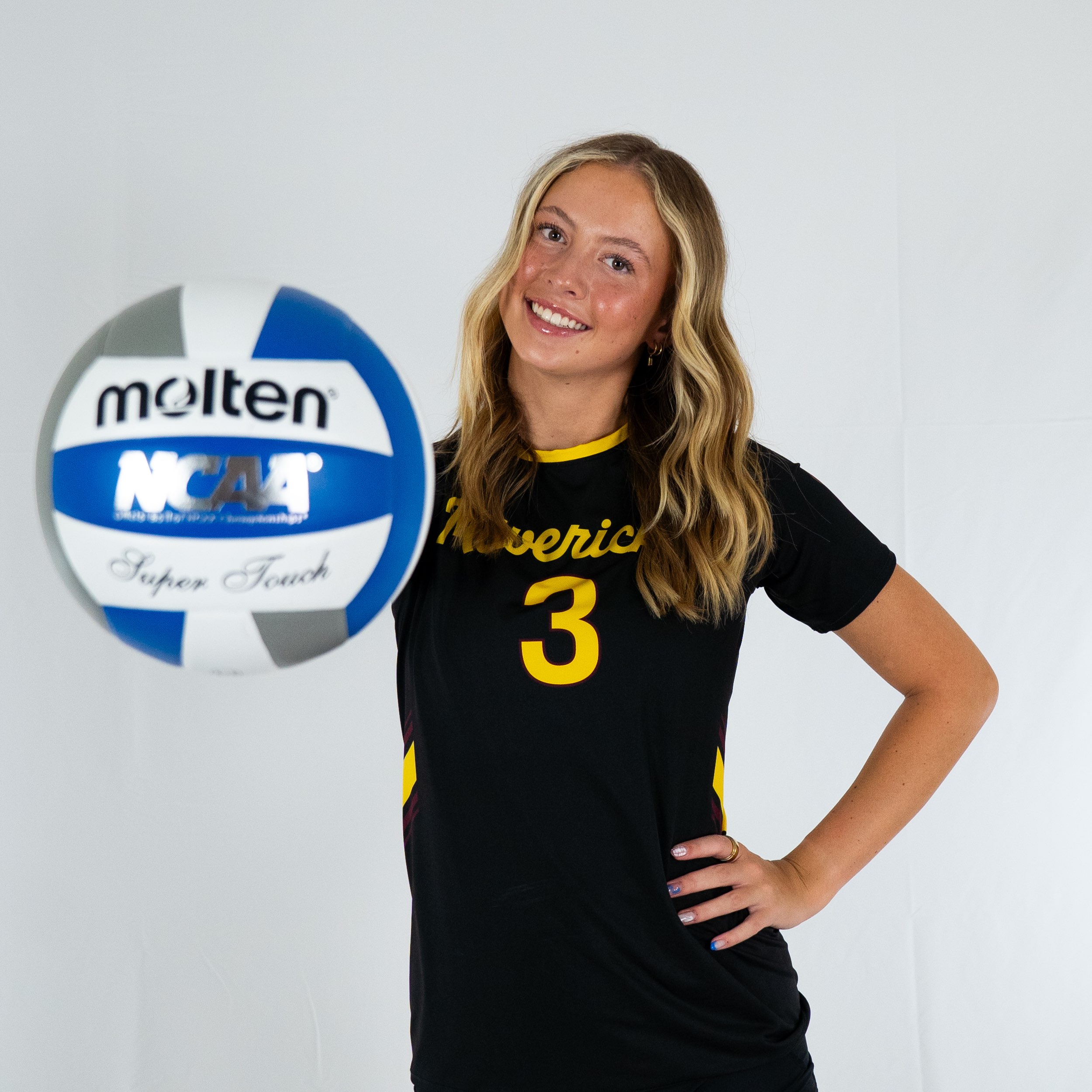 Lauren Waters athlete profile head shot