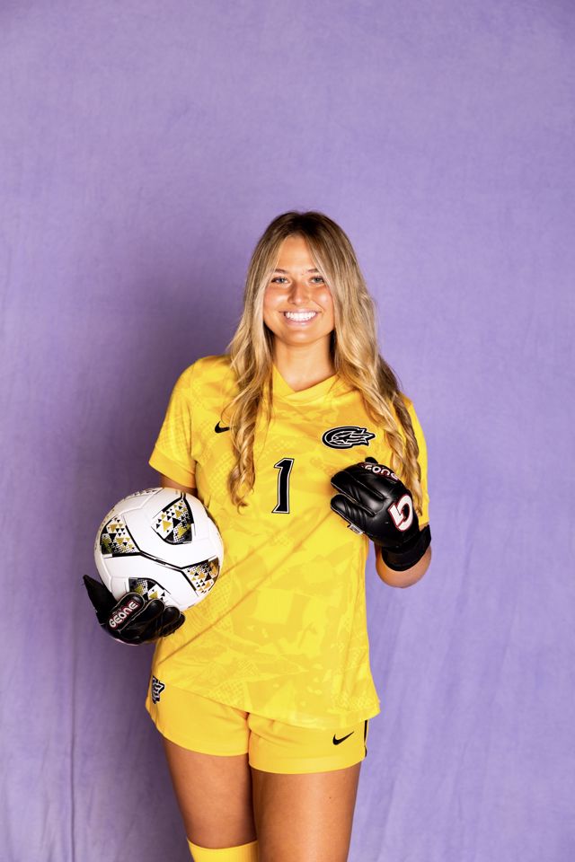 Athlete profile featured image number 2 of 5