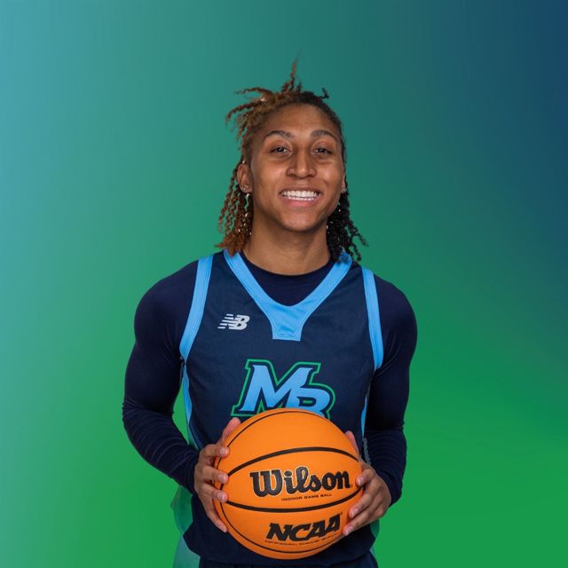 Athlete profile featured image number 1 of 4