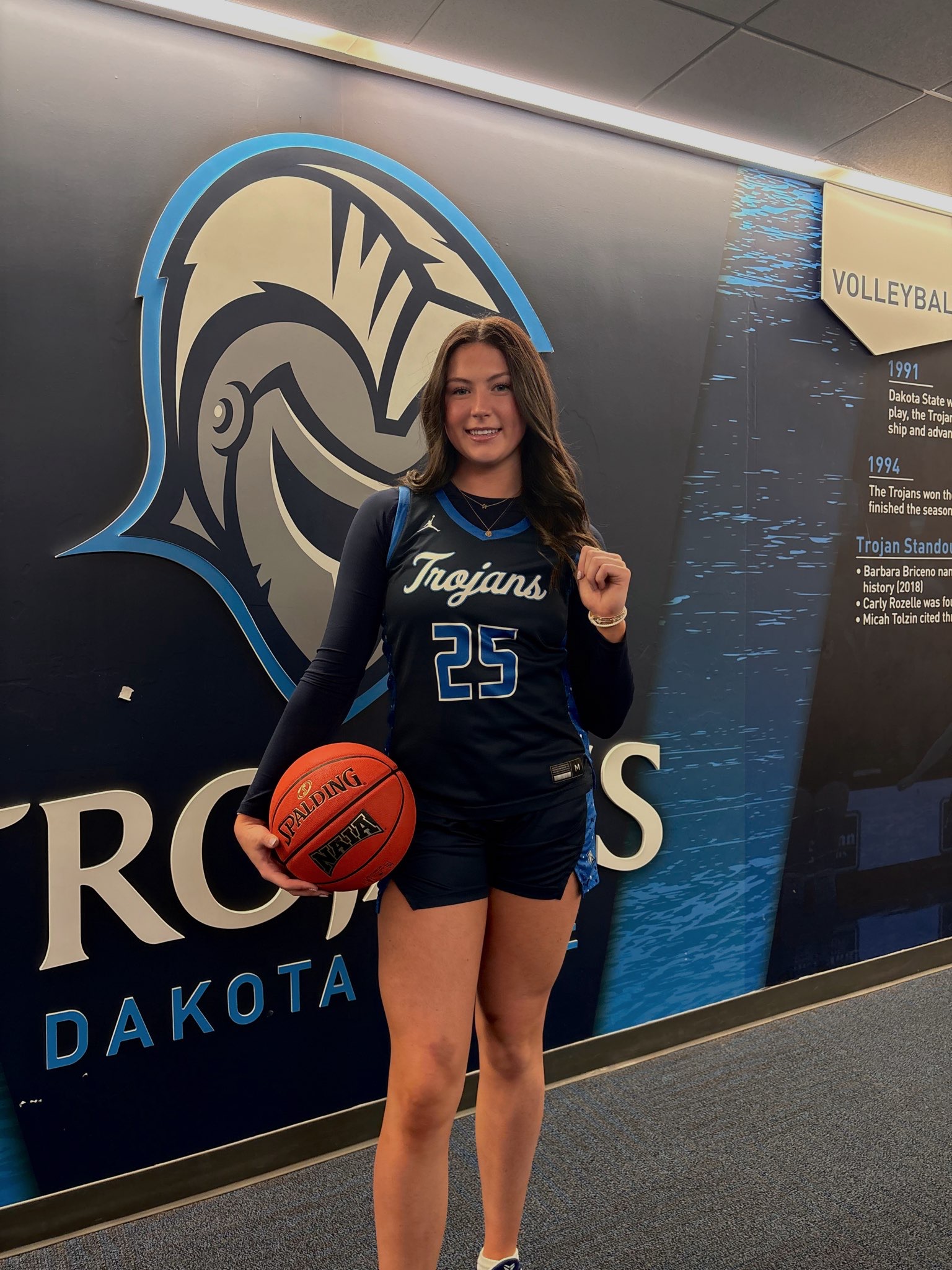 Ella Carstensen athlete profile head shot