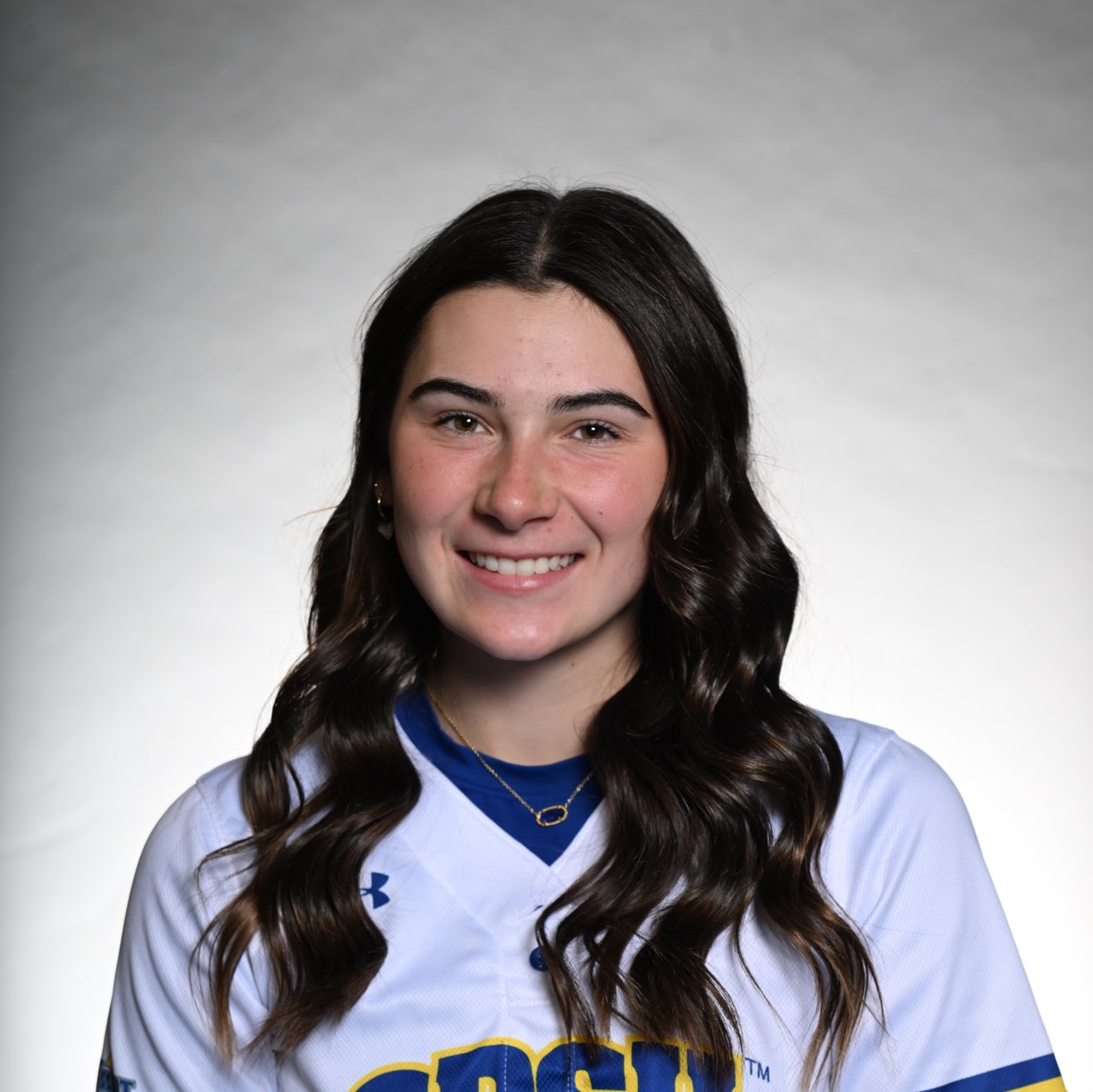 Mia Buske athlete profile head shot
