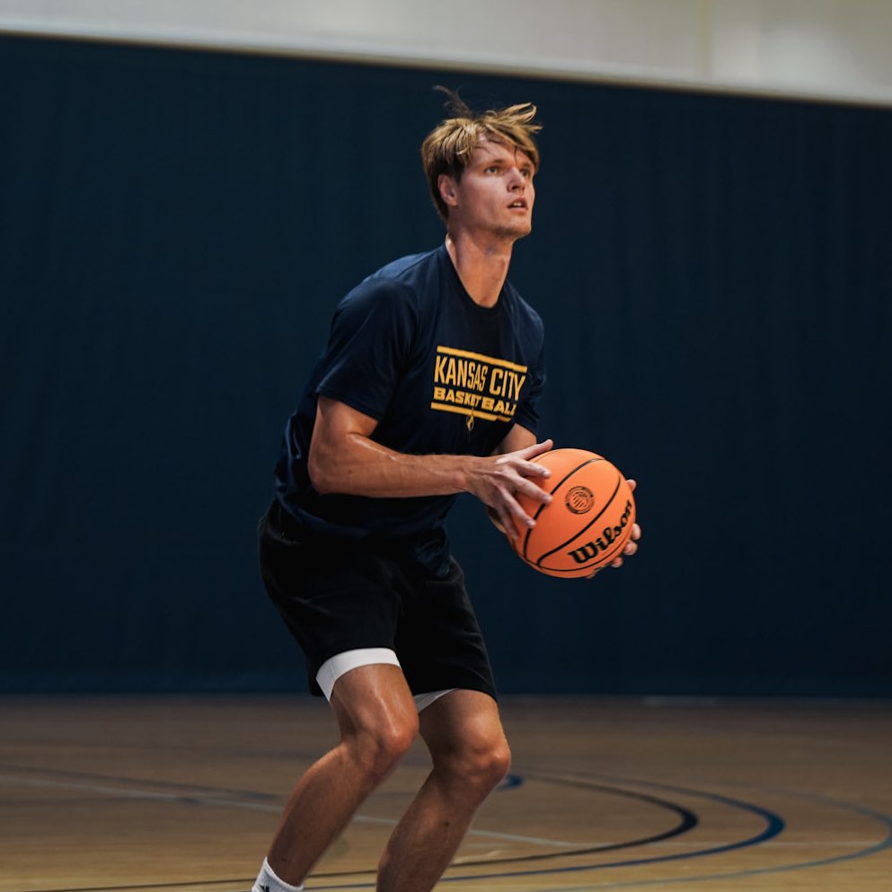 Sebastian Hartmann athlete profile head shot
