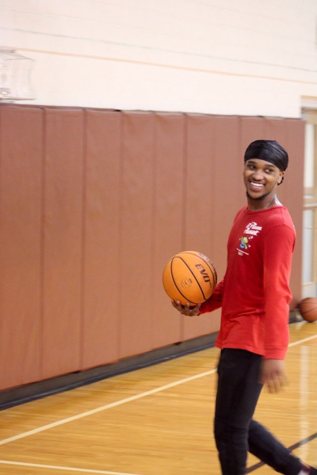 Athlete profile featured image number 1 of 4