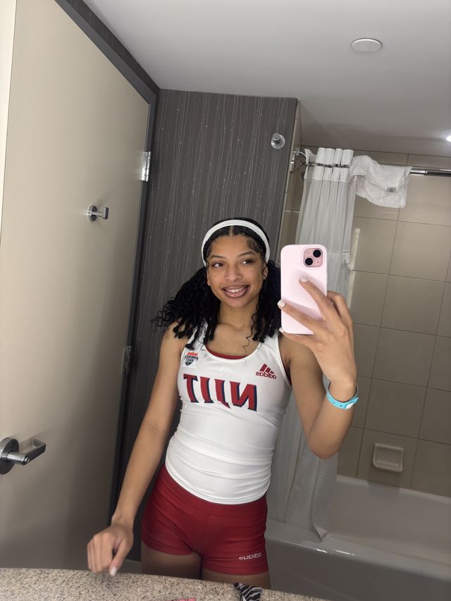Athlete profile featured image number 2 of 5