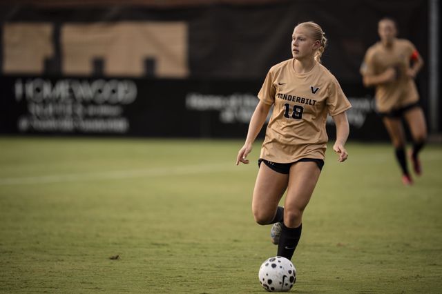 Athlete profile featured image number 1 of 5