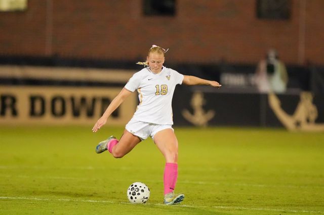 Athlete profile featured image number 2 of 5