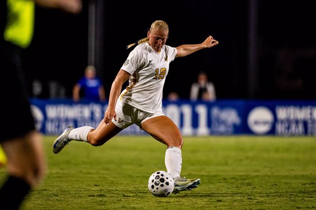 Athlete profile featured image number 4 of 5