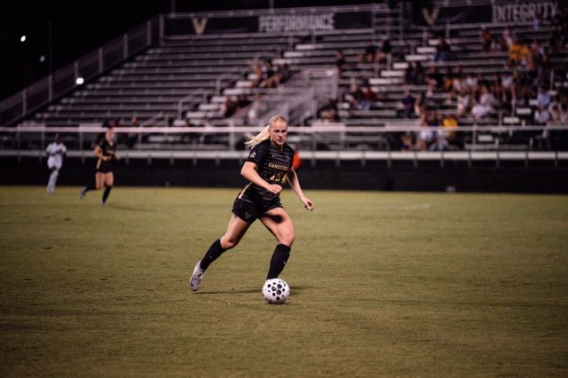 Athlete profile featured image number 3 of 5