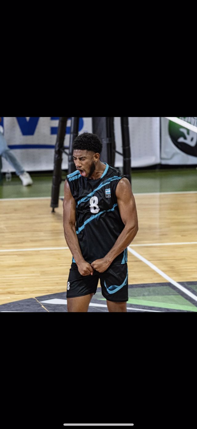 Athlete profile featured image number 1 of 5