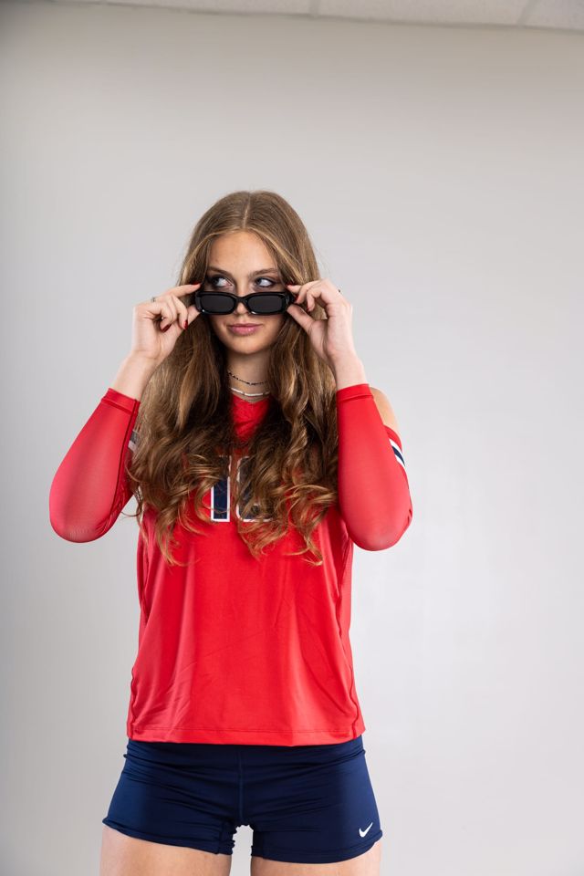 Athlete profile featured image number 1 of 5