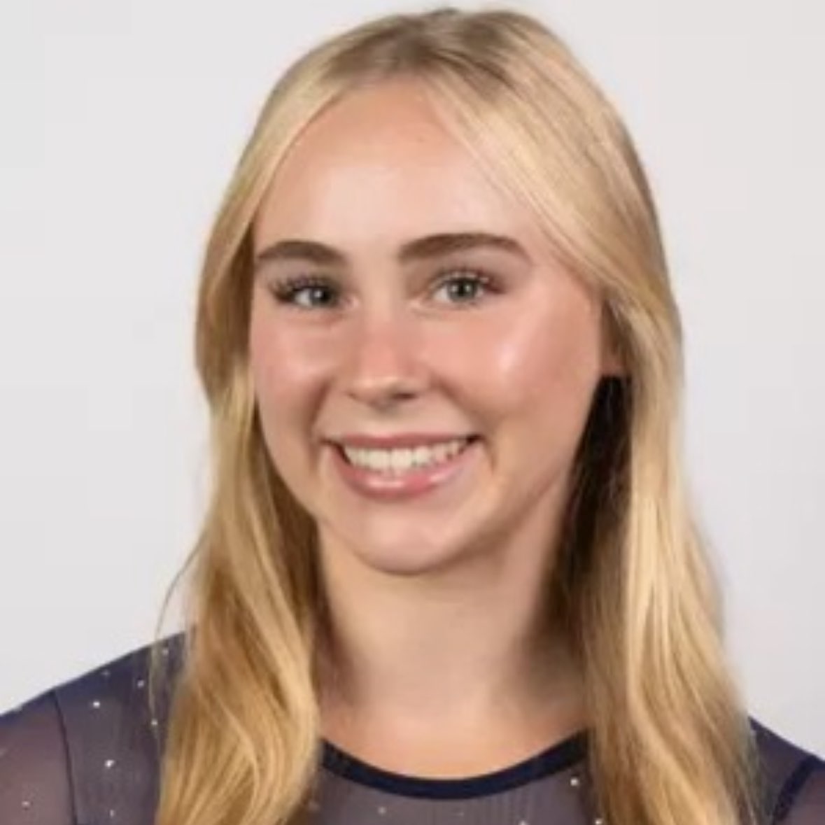 Ellie Kearns athlete profile head shot