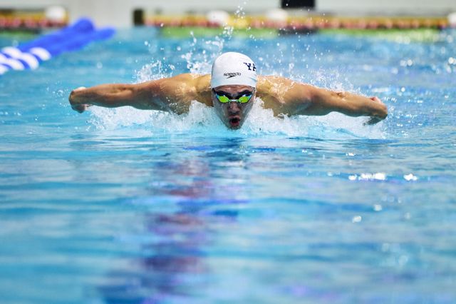 Athlete profile featured image number 1 of 5