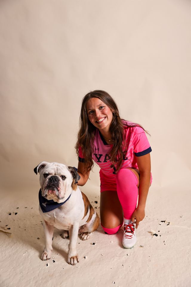 Athlete profile featured image number 3 of 4