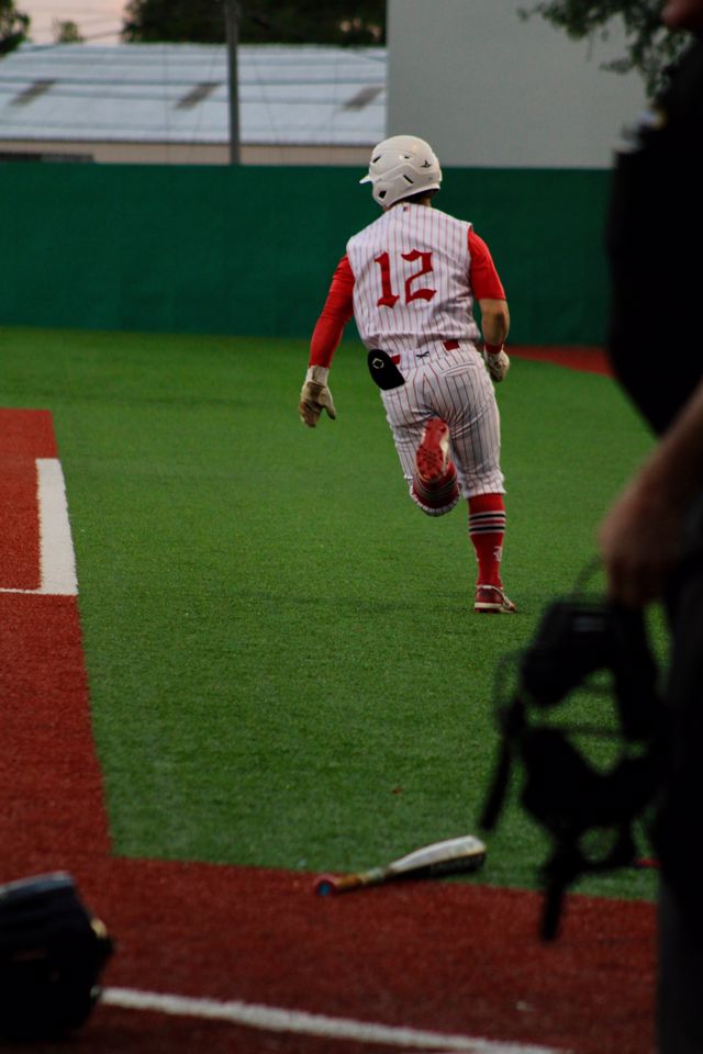 Athlete profile featured image number 2 of 5