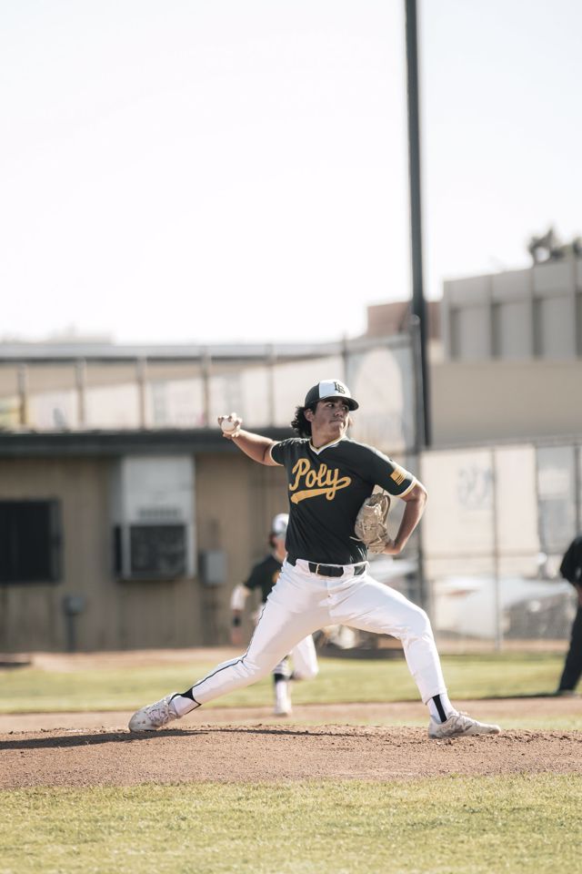 Athlete profile featured image number 2 of 5