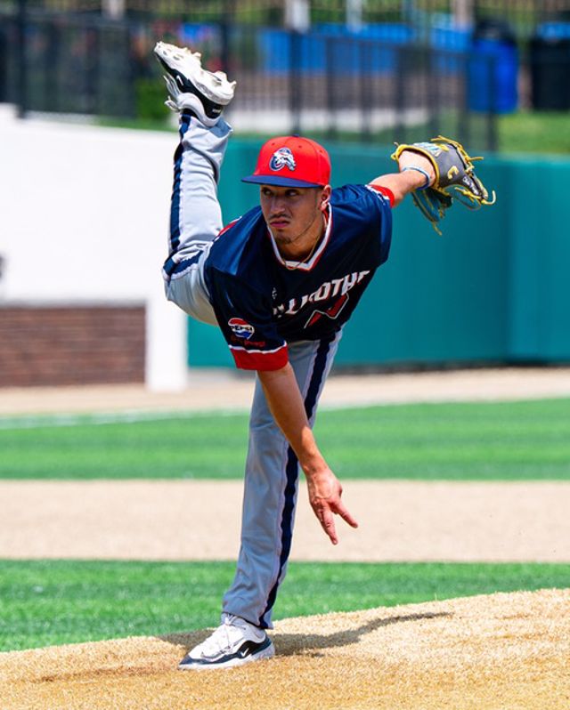 Athlete profile featured image number 2 of 4