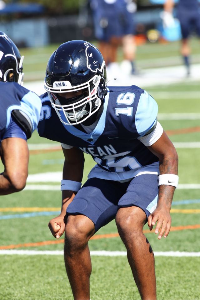 Athlete profile featured image number 3 of 5