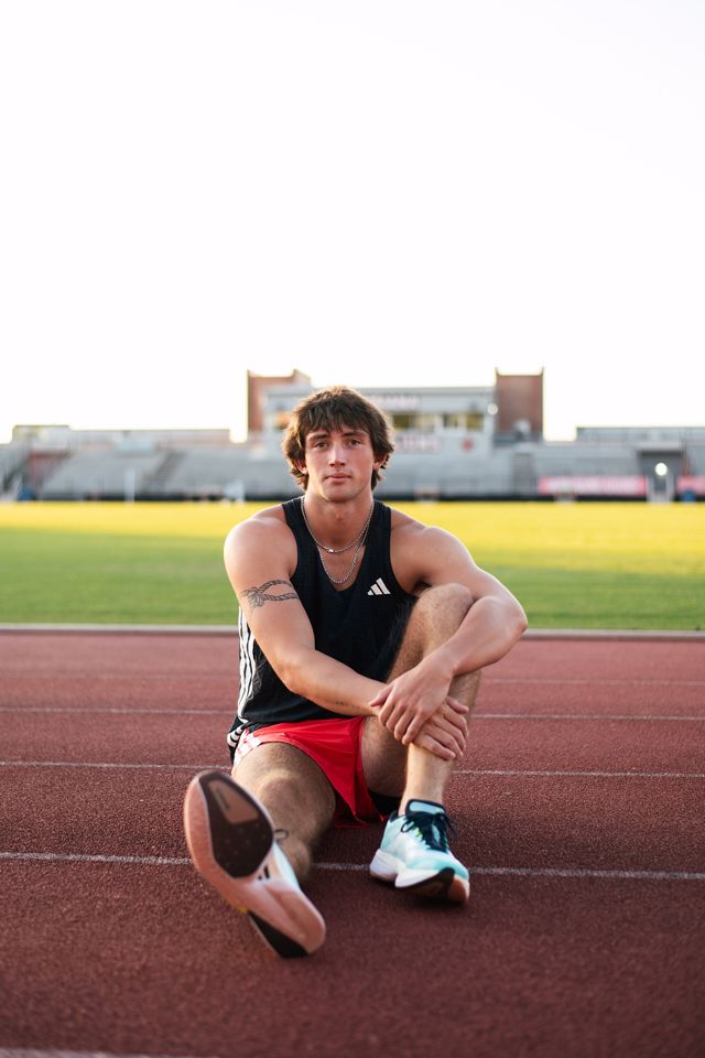Athlete profile featured image number 1 of 4