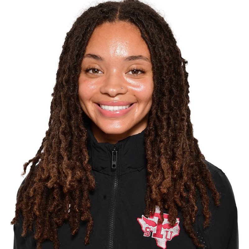 Alyvia Brown athlete profile head shot
