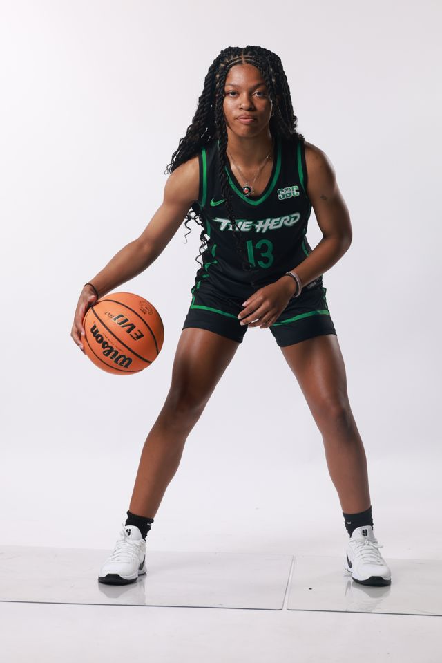 Athlete profile featured image number 6 of 6