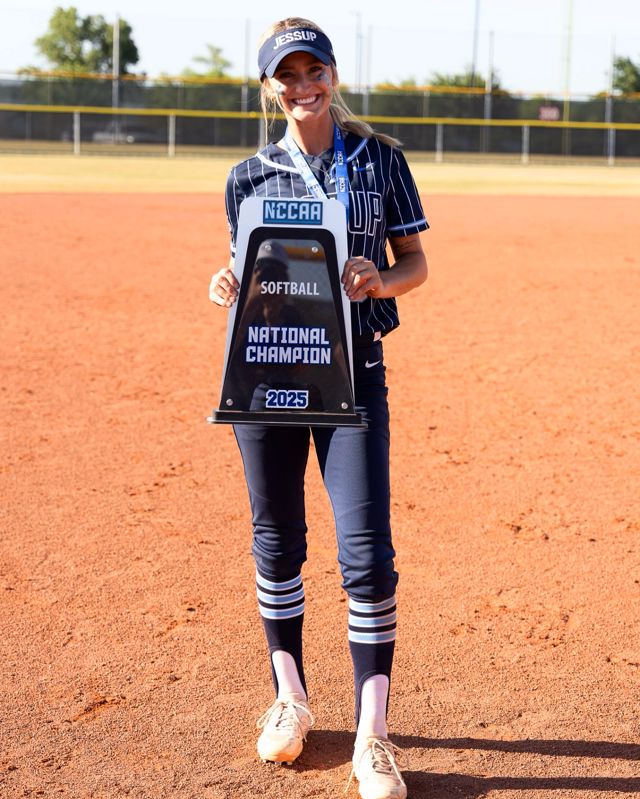 Athlete profile featured image number 1 of 6