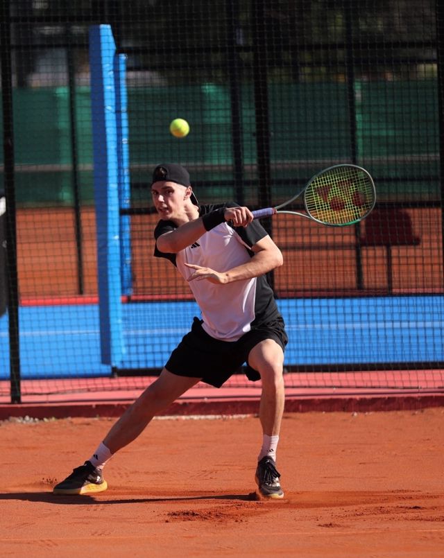 Athlete profile featured image number 4 of 8