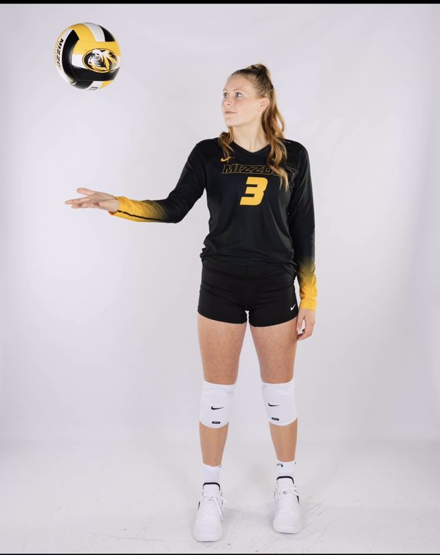 Athlete profile featured image number 3 of 6
