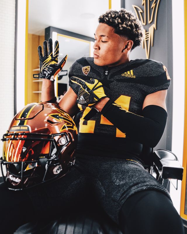 Athlete profile featured image number 1 of 4