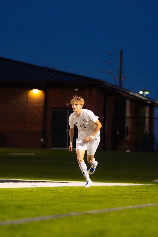 Athlete profile featured image number 1 of 5