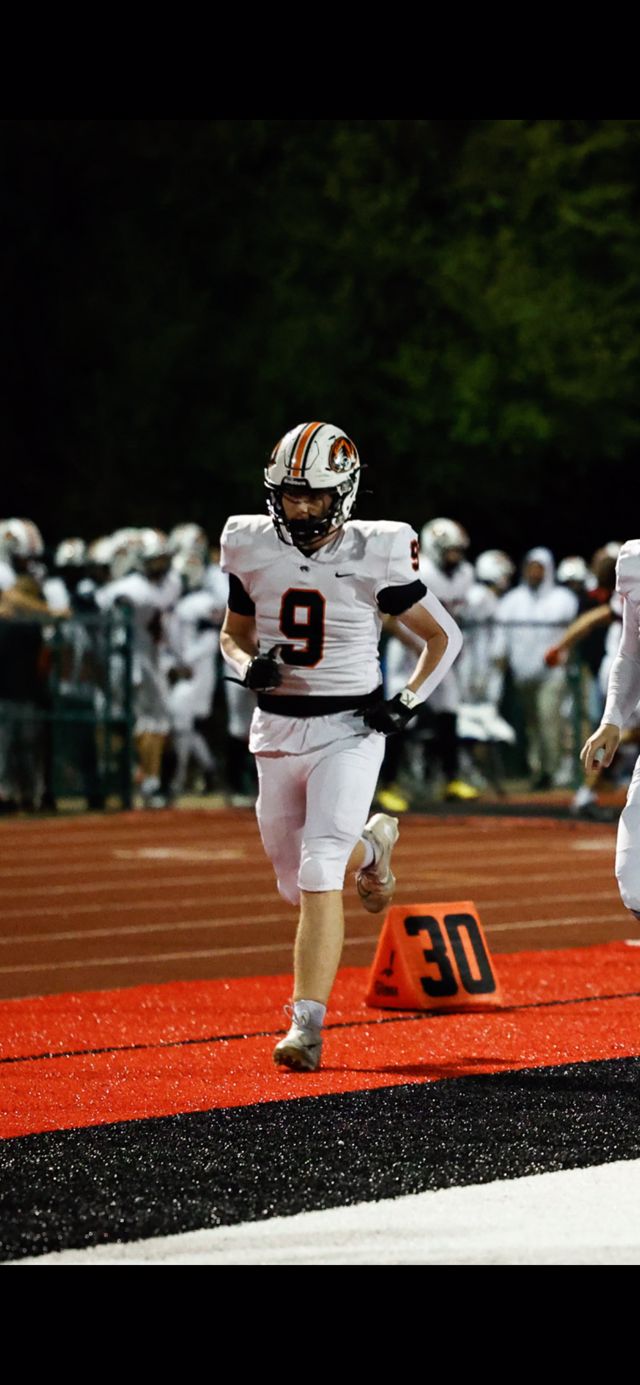 Athlete profile featured image number 2 of 4