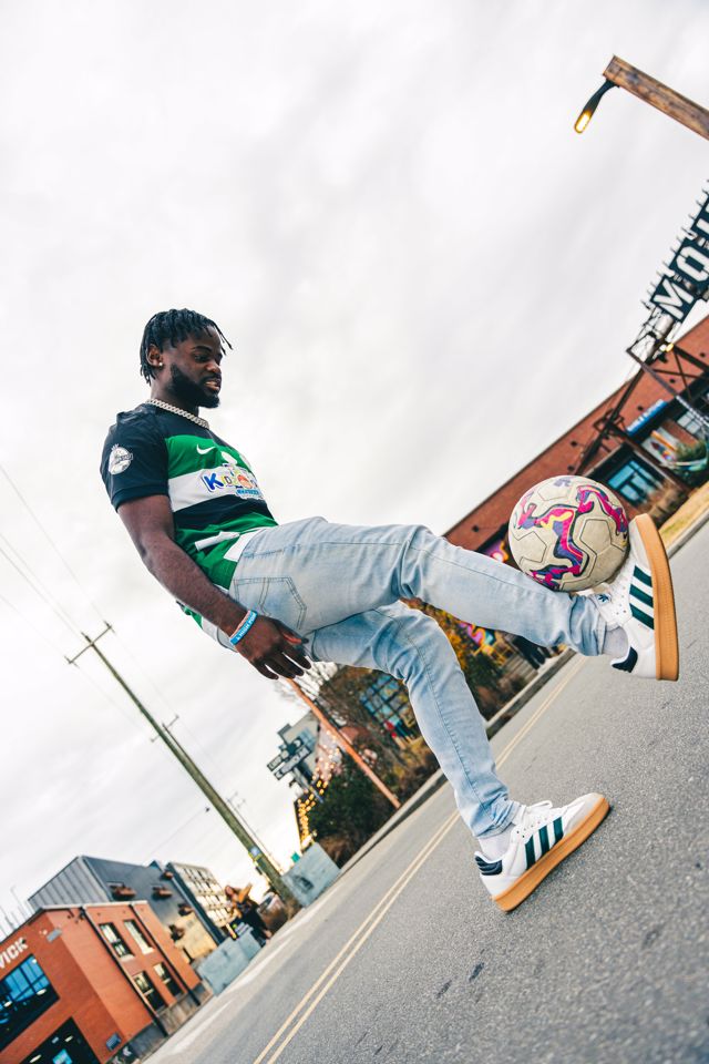 Athlete profile featured image number 3 of 5