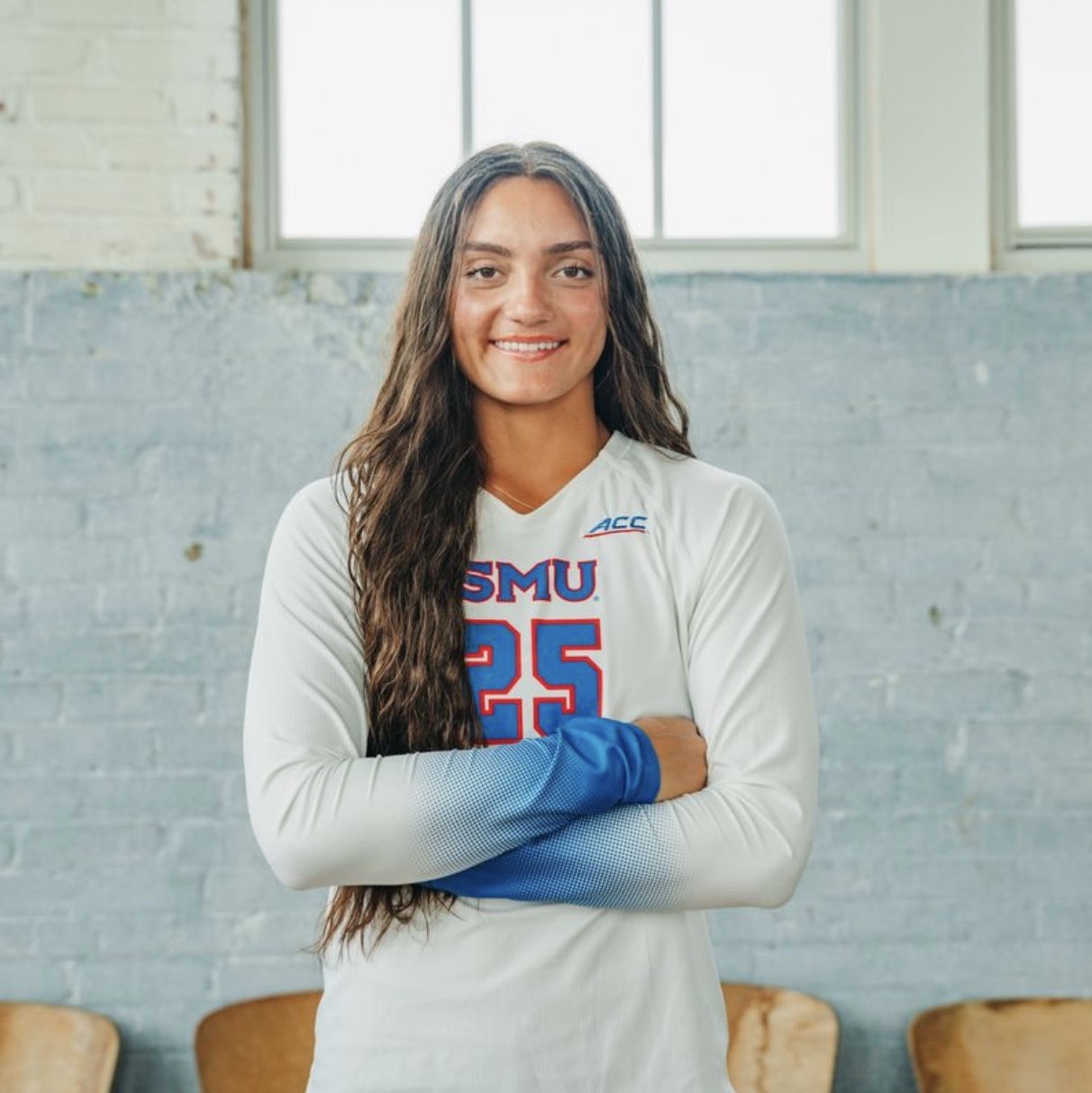 Suliane Davis athlete profile head shot