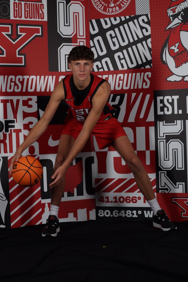 Athlete profile featured image number 1 of 4
