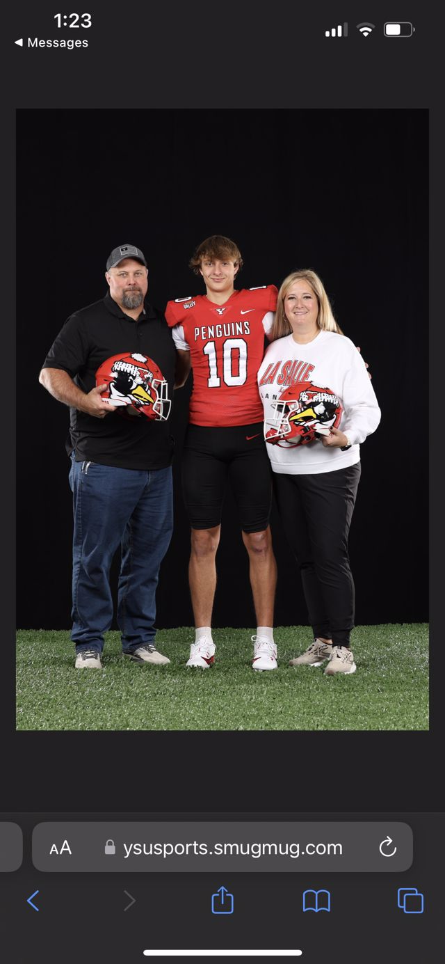 Athlete profile featured image number 2 of 4