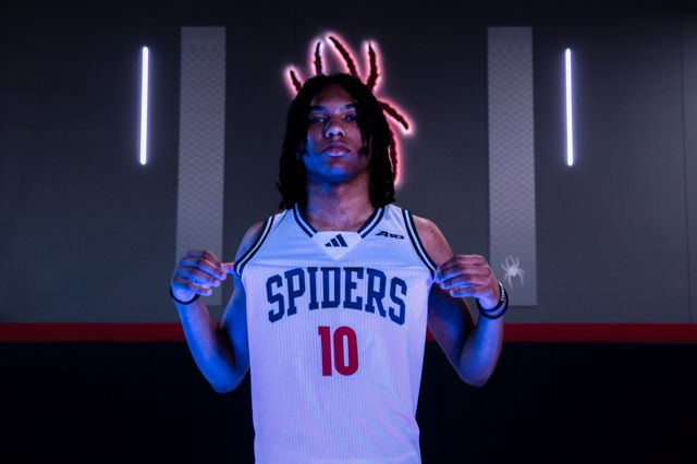 Athlete profile featured image number 1 of 4