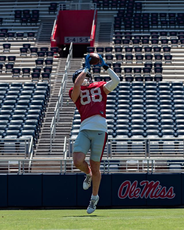 Athlete profile featured image number 2 of 6