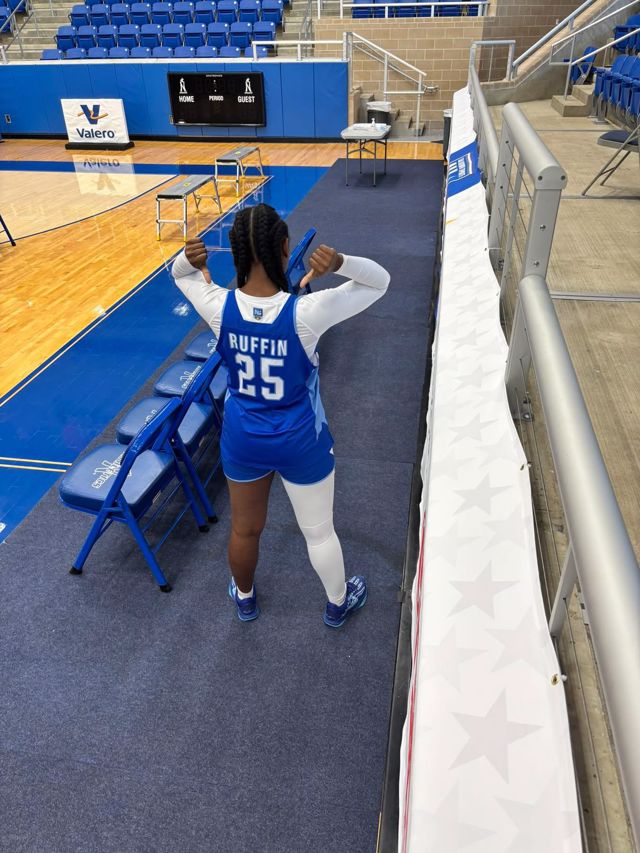Athlete profile featured image number 1 of 4