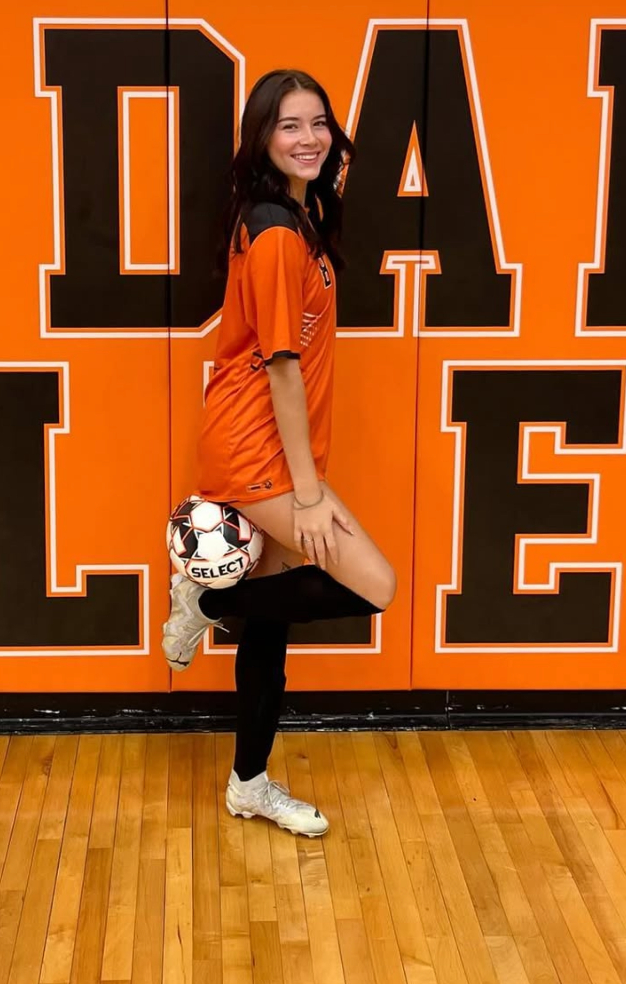 Victoria Hernandez athlete profile head shot