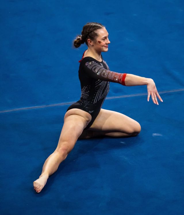 Athlete profile featured image number 3 of 4