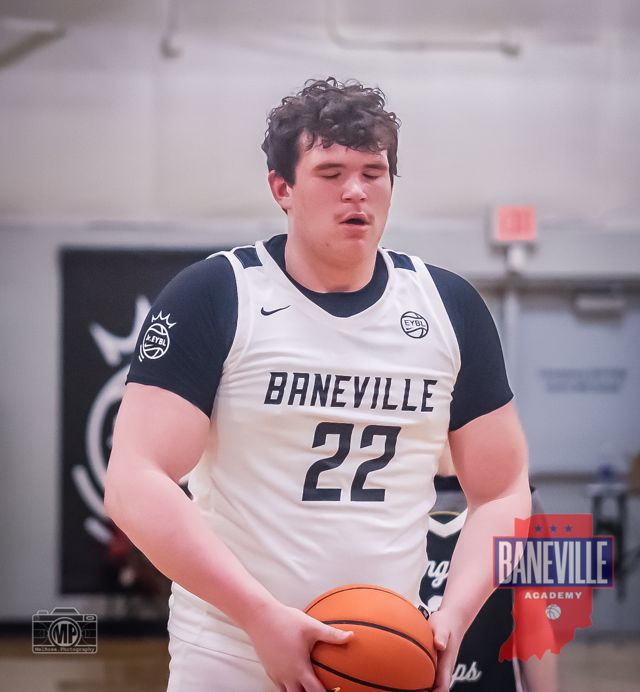 Athlete profile featured image number 3 of 5