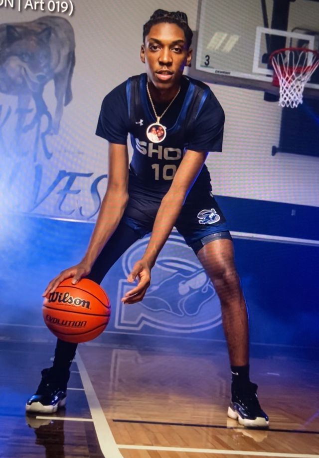Athlete profile featured image number 1 of 5