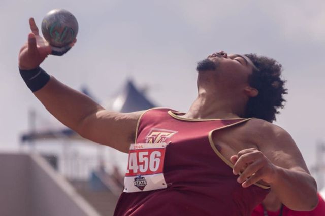 Athlete profile featured image number 3 of 4